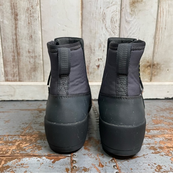 Bogs Vista Rugged Waterproof Boot - Picture 13 of 14